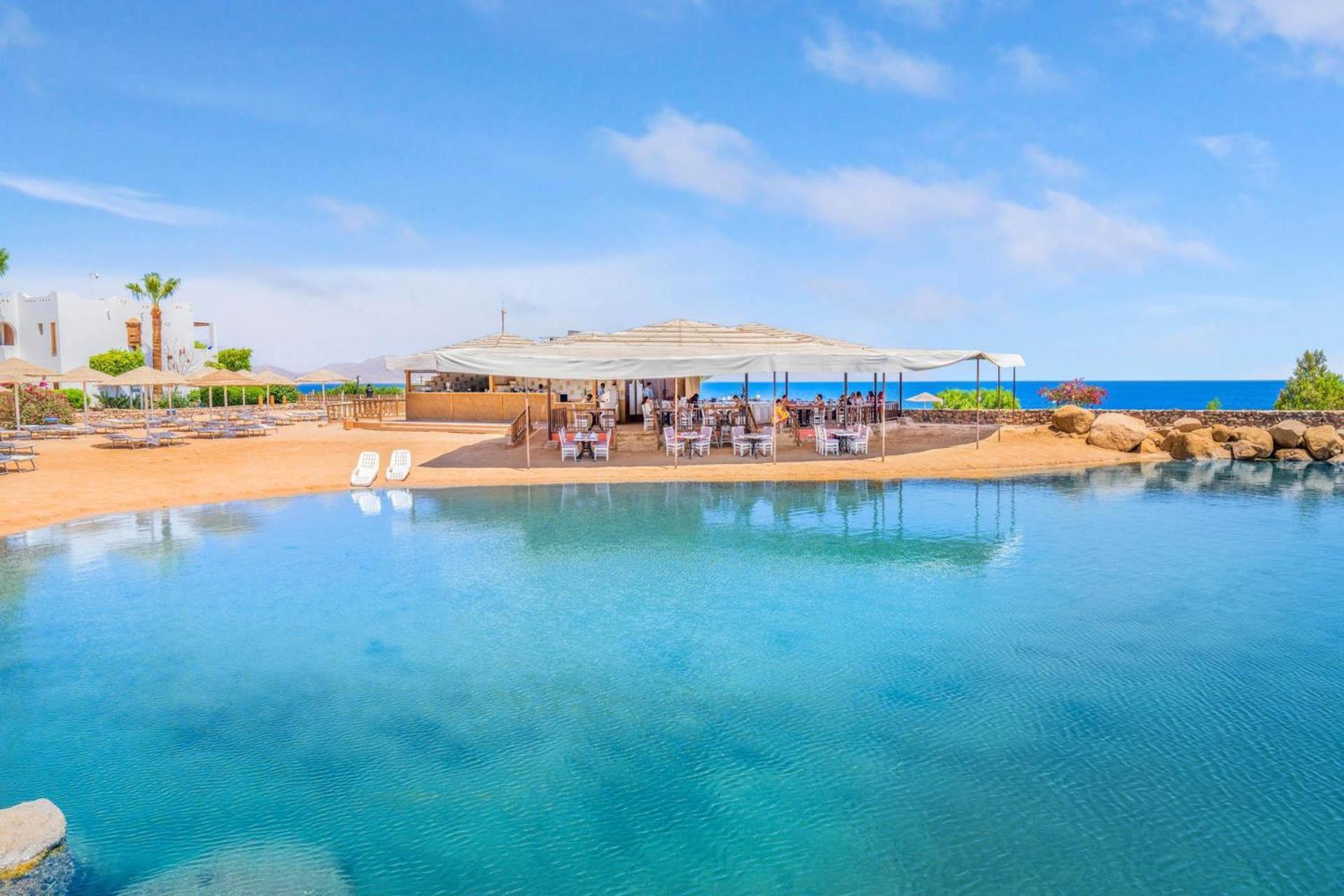 Domina Coral Bay Resort, Diving , Spa & Casino Sharm el-Sheikh Exterior photo The beach at the Dead Sea