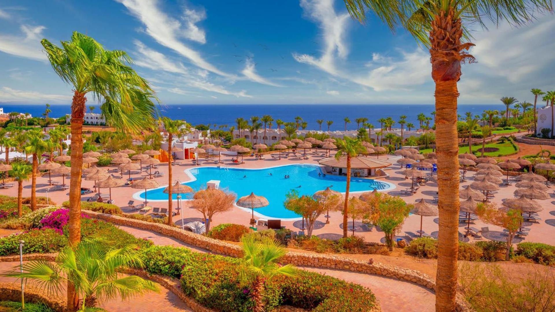 Domina Coral Bay Resort, Diving , Spa & Casino Sharm el-Sheikh Exterior photo Club Med Club Cala Galdana, Menorca, Spain